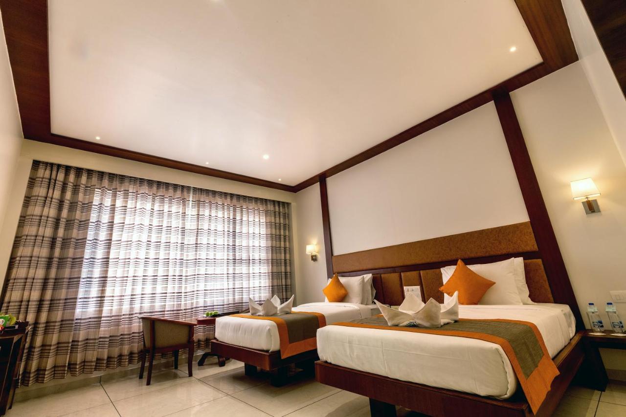 The Fern Residency Vijayapura Hotell Bijāpur Exteriör bild